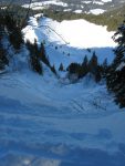 Un couloir après Le Folly qui rejoint Montbrion, bien pentu mais aussi parcouru. On continue le long de la crête