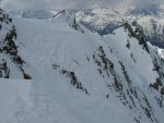 On descend ce couloir, certains l'ont rejoint par le haut, nous l'avons fait par le coté, en descendant un peu sur le chemin de la montée.