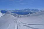 Vue arrière sur les Alpes, Mont-Blanc en Seigneur
