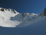 On arrive au Pt1820, légère descente et nous monterons par la gauche