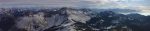 Vue panoramique sur les Alpes et le Léman. Au premier plan, le Vanil Blanc et la Dent de Lys