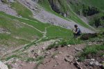 Il est possible de rejoindre le col de Planchamp en partant sur la gauche, mais je coupe court dans ce chemin tout en zig-zag et avec peu d'accroche