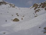 Il est 10h, un skieur est déjà prisonnier de la neige ... ce qui m'arrivera au retour une bonne dizaine de fois !