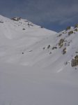 Une brève descente, faux plat au retard, avant de remonter.