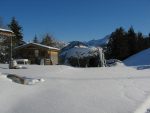 Le Fenil aux Veaux (1568m), au tas de bois, je tourne à  gauche.