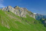 La vue est superbe sur les Cornettes de Bise, Mont-Blanc qui se découvre