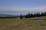 Lac de Neuchâtel et les Alpes bouchées