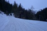 Montée par la route. Sanetsch au fond