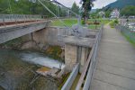 On passe sur le petit pont de La Goille