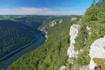 Le secteur est abrupt, vue en direction du barrage