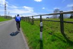 Yes, j'ai réussi à avoir les trois chevaux, n'oublions pas qu'on roule et que je tiens le guidon de l'autre main et qu'il faut encore regarder la route ! Dur métier photographe en vélo !