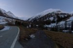 Puis on quitte la route pour le pont au-dessus de La Dranse de Ferret