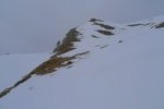 Cette falaise de plus près. Le Col des Crosses à gauche. Je poursuis à droite