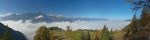 Panorama depuis ce lieu sur la plaine du Rhône et la Cime de l'Est des Dents du Midi.