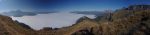 Vue panoramique depuis le sommet sur la plaine du Rhône et le canton de Vaud. Le stratus vu d'en haut c'est tellement joli !