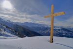 La croix locale.