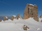 Rochers en face de La Dent Rouge