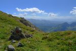 Pour la descente via l'Arête de Pertuis, il faut suivre les cairns et points rouges