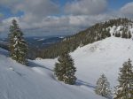 On arrive sur les hauts de Le Sollier, on y passera au retour mais pour l'instant on va dans l'autre sens, à droite toute !