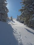 Dernier mètre avant la crête ... dans une neige qui n'offre que peu de tenue !