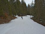 Descente sans problème par la piste, neige transformée