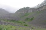 Vue arrière sur le chemin parcouru et nous commençons à nous élever dans un chemin en zig-zag de la combe des Andins