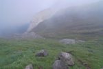 Dans le bas du vallon du col des Eaux Froides, avec un furtif et rare rayon de soleil !