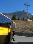 Puis je prends le bus et laisse les télécabines pour les skieurs de pistes