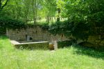 Le lavoir, source de l'aqueduc romain