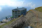 Vue de la cabane depuis les hauteurs. Il manque la vue sur la Cime de l'Est