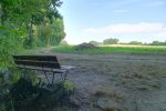 On sort de la forêt et profitons de ce banc pour une bonne pause, épuisant ce parcours ;-)