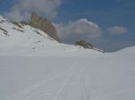 A le long faux plat d'Euloi, surtout qu'avec cette neige lourde, le ski est freiné.