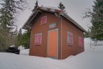 Perdu dans la forêt, ce chalet Anémone, 1410m sous le Pt1420