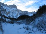 Puis nous sortons de la forêt, marquons une pause restauration et partons dans le vallon