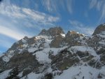 Le Grand Muveran, avec des nuages bien agréables.