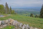 La vue est un peu bouchée, direction Romainmôtier