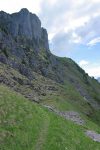 Puis on reprend le chemin pour les Rochers de Rayes, sous la Dent de Combette