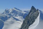 Le Mont Rose au centre