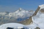 Weisshorn au centre et à droite en continuité le Bisshorn