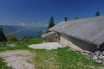 Cette même ferme avec la vue sur le lac de Joux