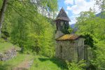 La ruine de la chapelle attenante