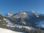 Une dernière vue sur la Dent de Jaman et les Rochers de Naye.