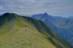 On se rapproche, mais point de tante en vue, pourtant on l'entend !