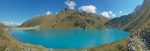 Le Lac de Cleuson dans son entier, il a fallu un peu jouer sur les bords pour y arriver à tout caser ! D'après mon estimation, les religieux ont provoqué l'avalanche à droite du rocher central, juste au dessus du lac.