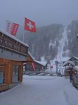 Départ depuis les pistes de Morgins, sous la neige. 43.- CHF la journée pour la Suisse seulement.