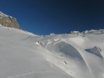 Pente douce, mais la le vent sculpte la neige