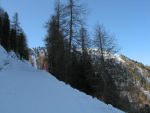 J'arrive dans la dernière partie de cette remontée sur piste, un bout pentu m'a valu quelques problèmes car ayant peu d'accroche j'ai glissé. On est bon pour remonter en zigzaguant !