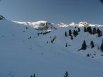 On se dirige vers Les Faches, en suivant la piste de ski.