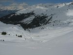 Je passe à droite de Vijivi, dans un couloir évident vers le Pt2306, en montant un autre skieur l'avait remonté, de mon coté j'ai fait un détour pour le panorama.