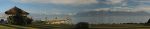 Vue panoramique sur le débarcadère, les Alpes et le lac